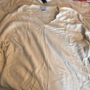 Liz Claiborne White Sweater